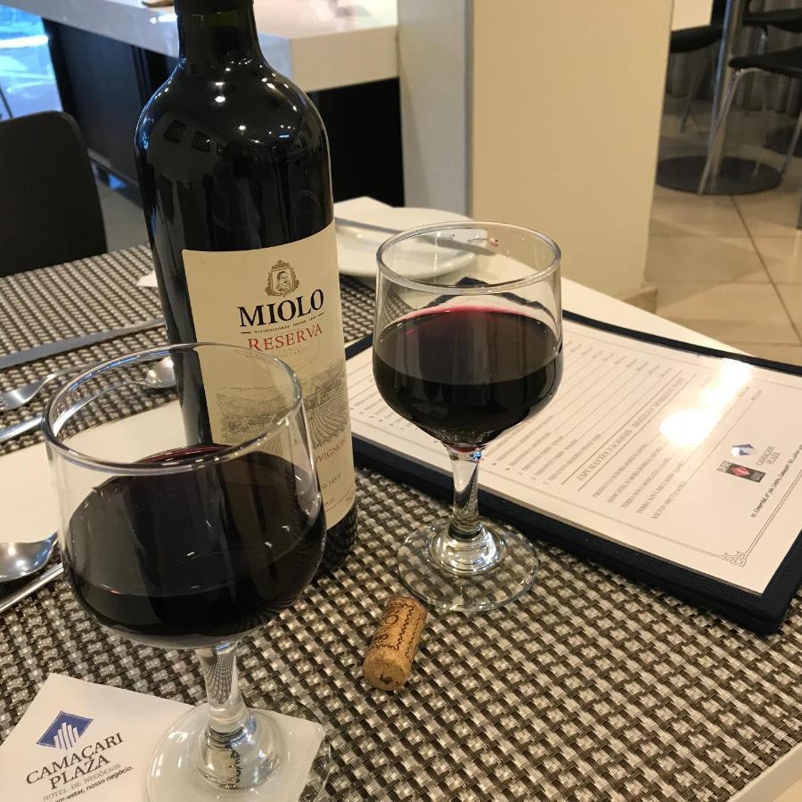 卡玛卡里广场酒店 Camaçari 外观 照片