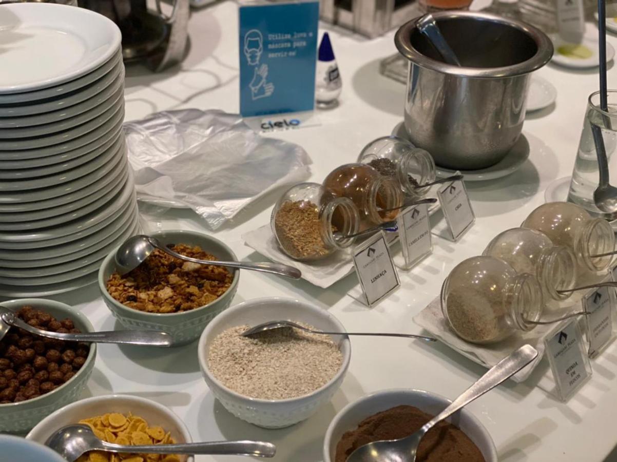 卡玛卡里广场酒店 Camaçari 外观 照片