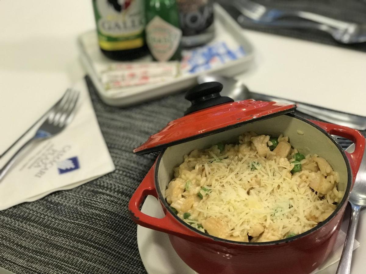 卡玛卡里广场酒店 Camaçari 外观 照片